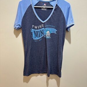 Genuine Merchandise Women's Navy Tee Size M